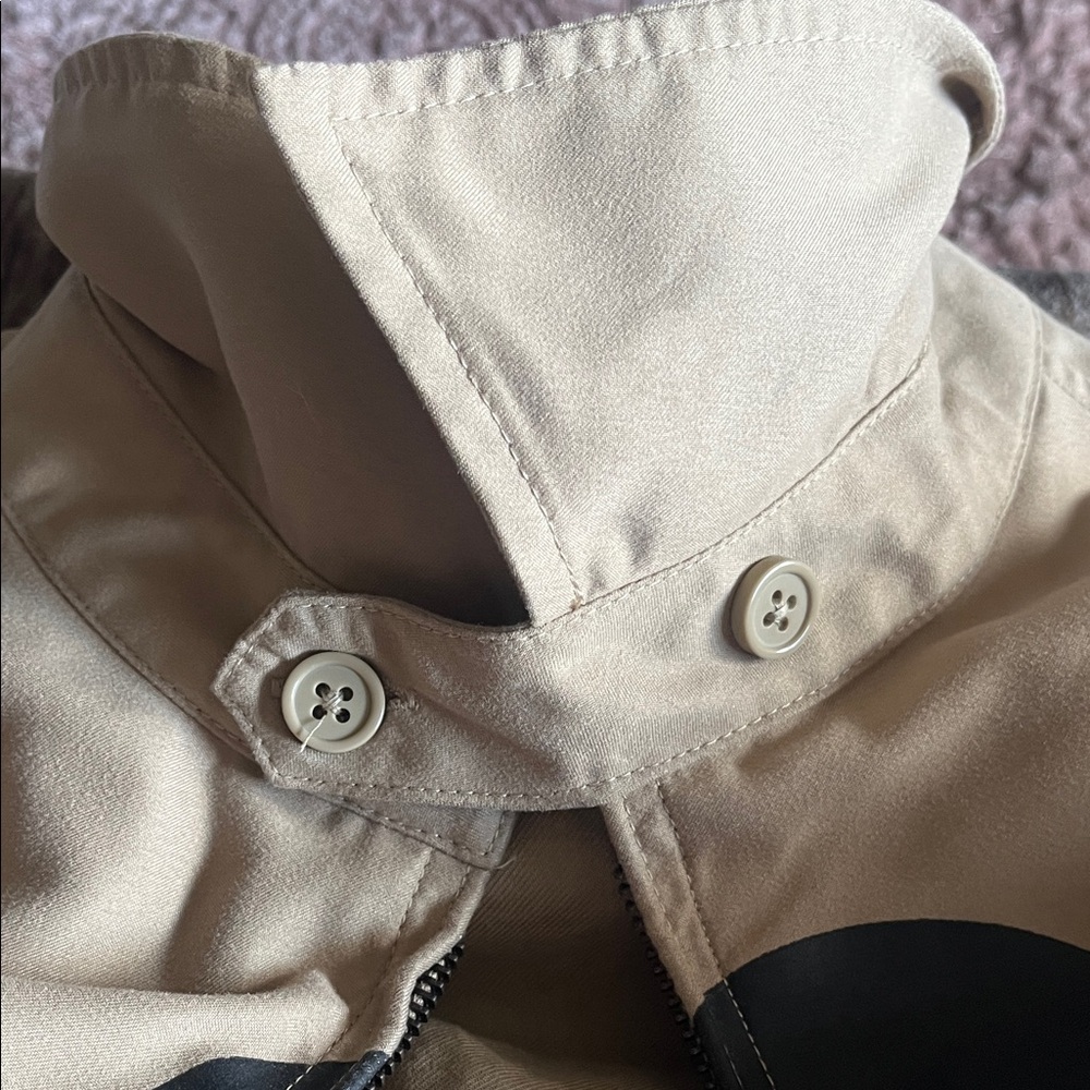DISNEY Mickey Co Tan / brown Adult / unisex jacket .EUC SZ M medium - Picture 6 of 13